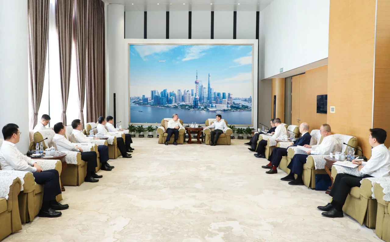 東航111.jpg